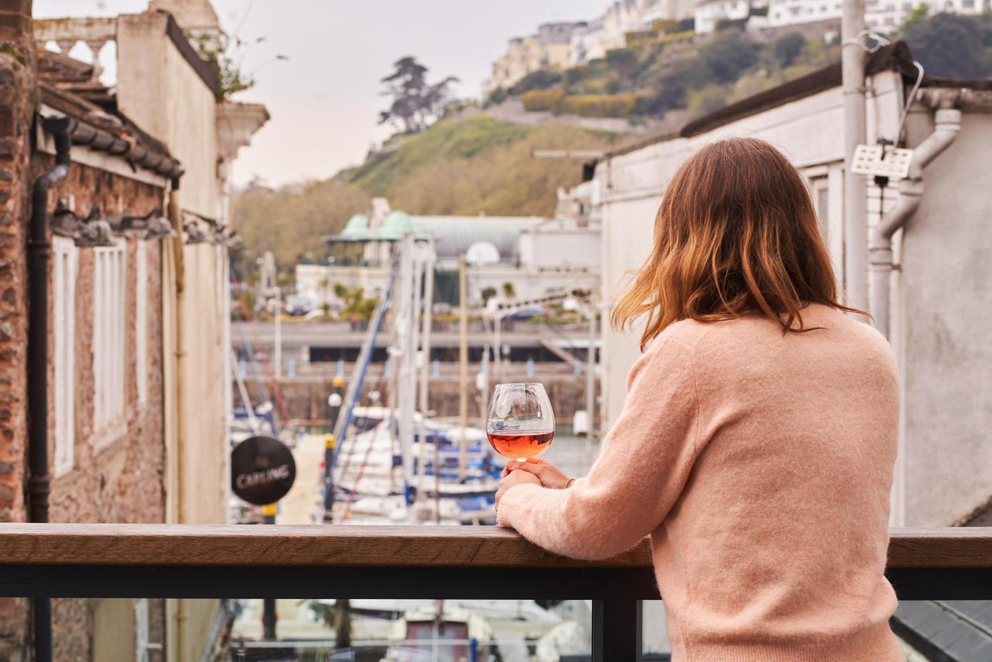 Apartamento Harbour Breeze - Contemporary Waterside Bolthole On Torquay'S Iconic Marina Exterior foto